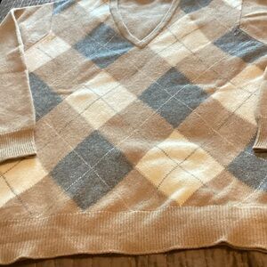 Pringle Men's V-Neck Argyle Cashmere Sweater - Beige and Gray 46” L